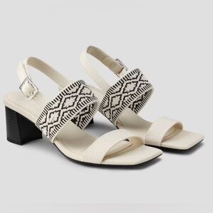 Vivaia | NWOT - Lune Square Toe Block Heel - Cream/Ivory - Size 10.5 (41)